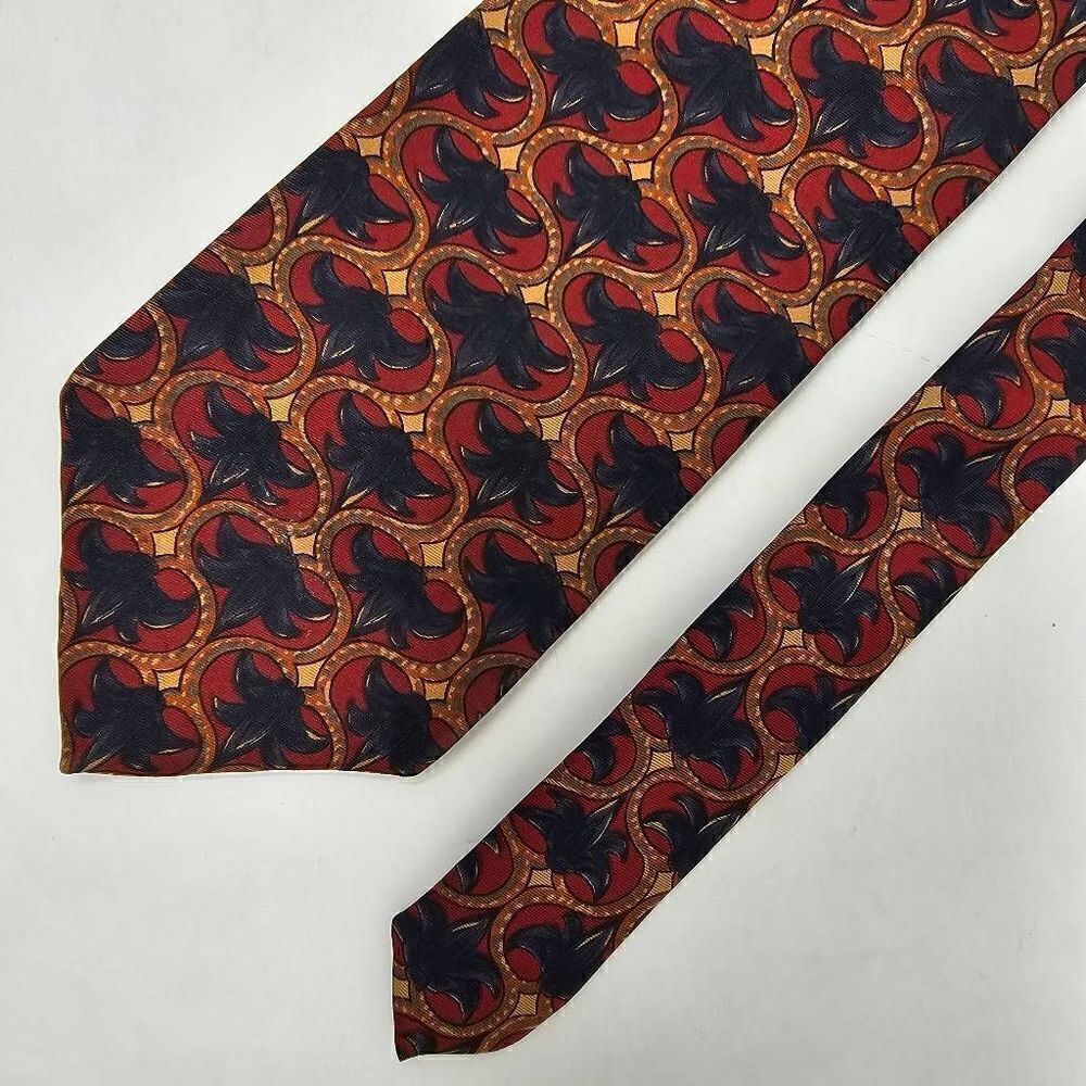 CHRISTIAN DIOR MONSIEUR SILK TIE VINTAGE BLUE RED FLORAL PATTERN 3.75" X 56"